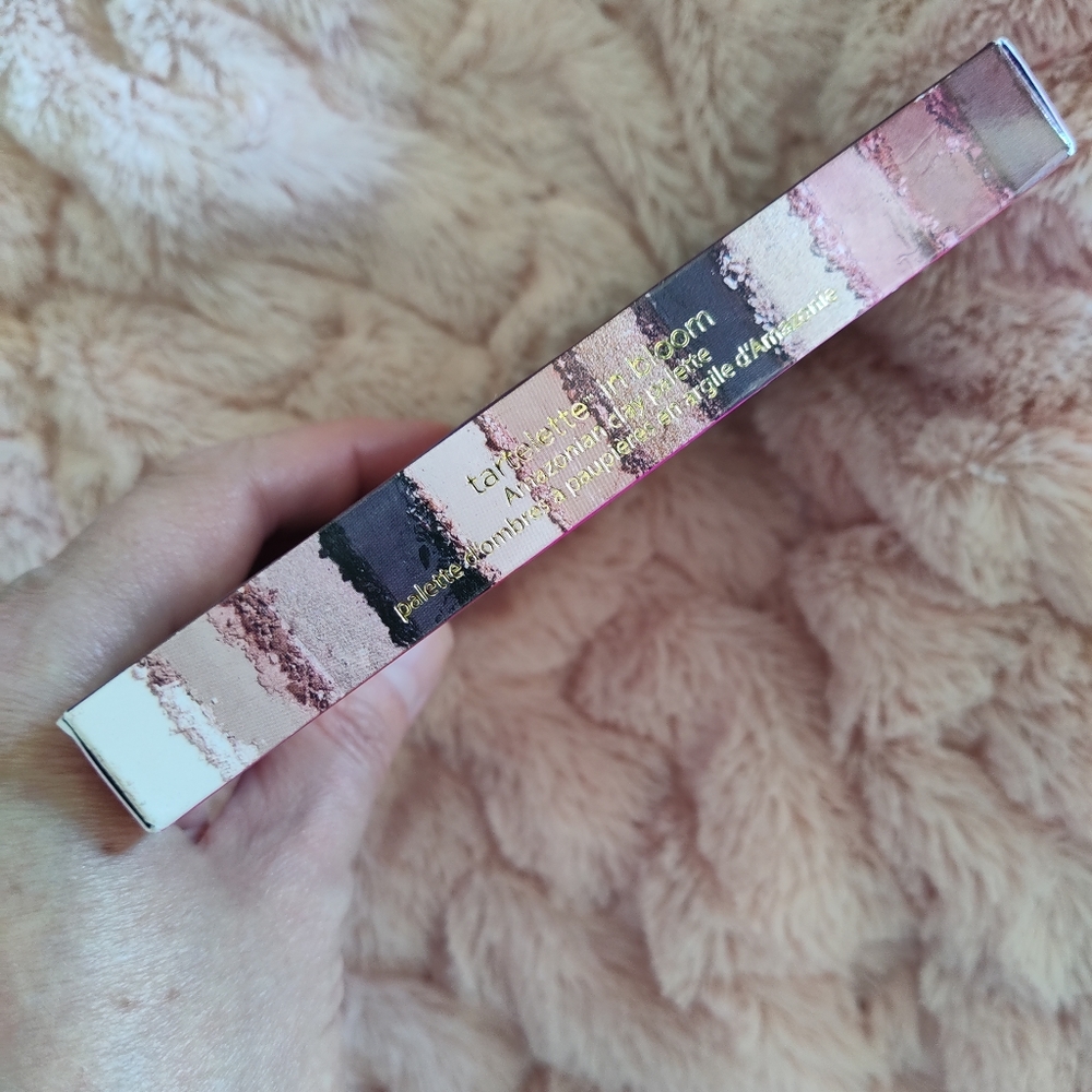 Tartelette 🌹In Bloom🌹 Eyeshadow Palette - Picture 3 of 4